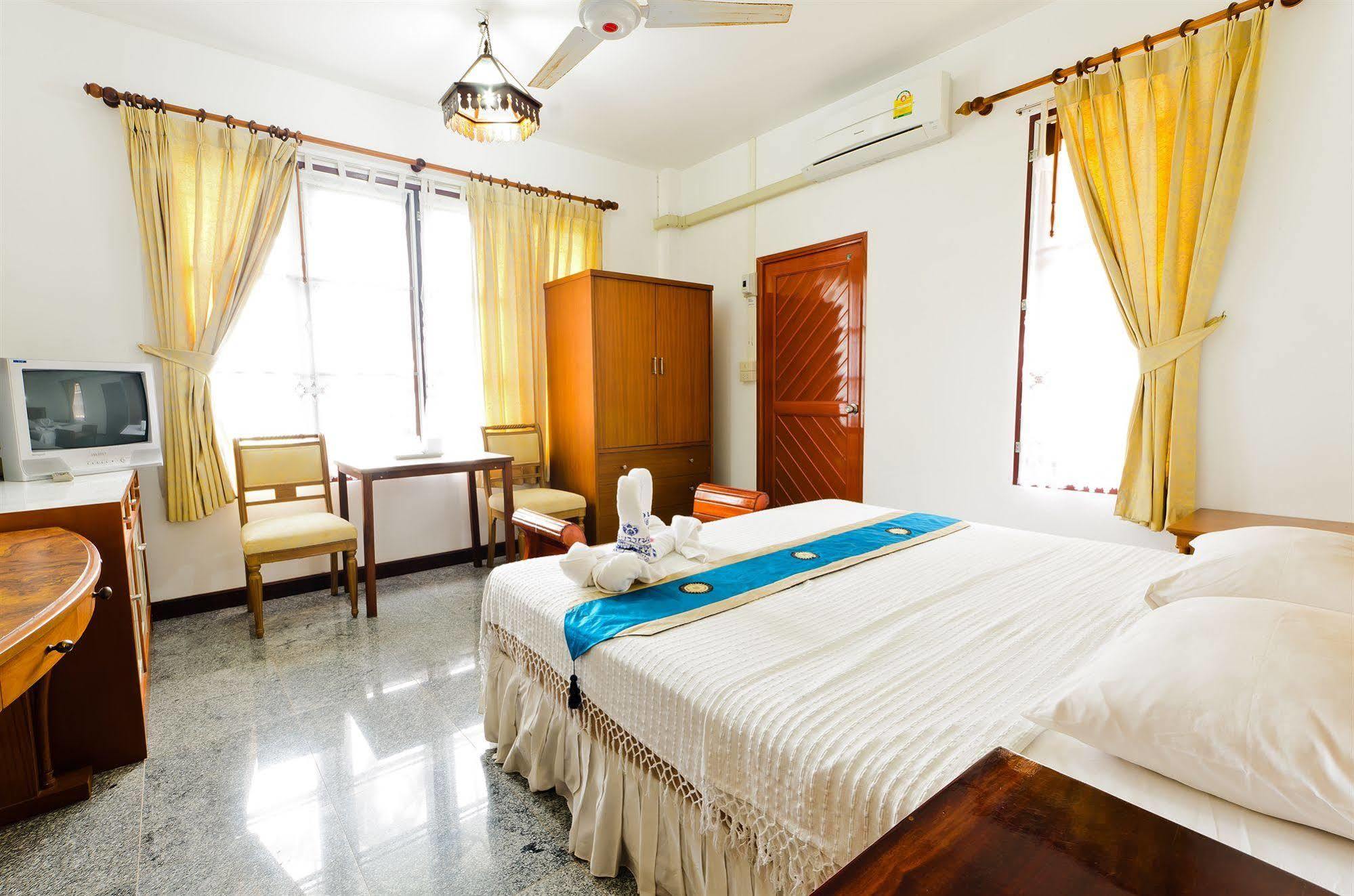 Sananwan Beach B&B Bang Saphan Noi Eksteriør bilde