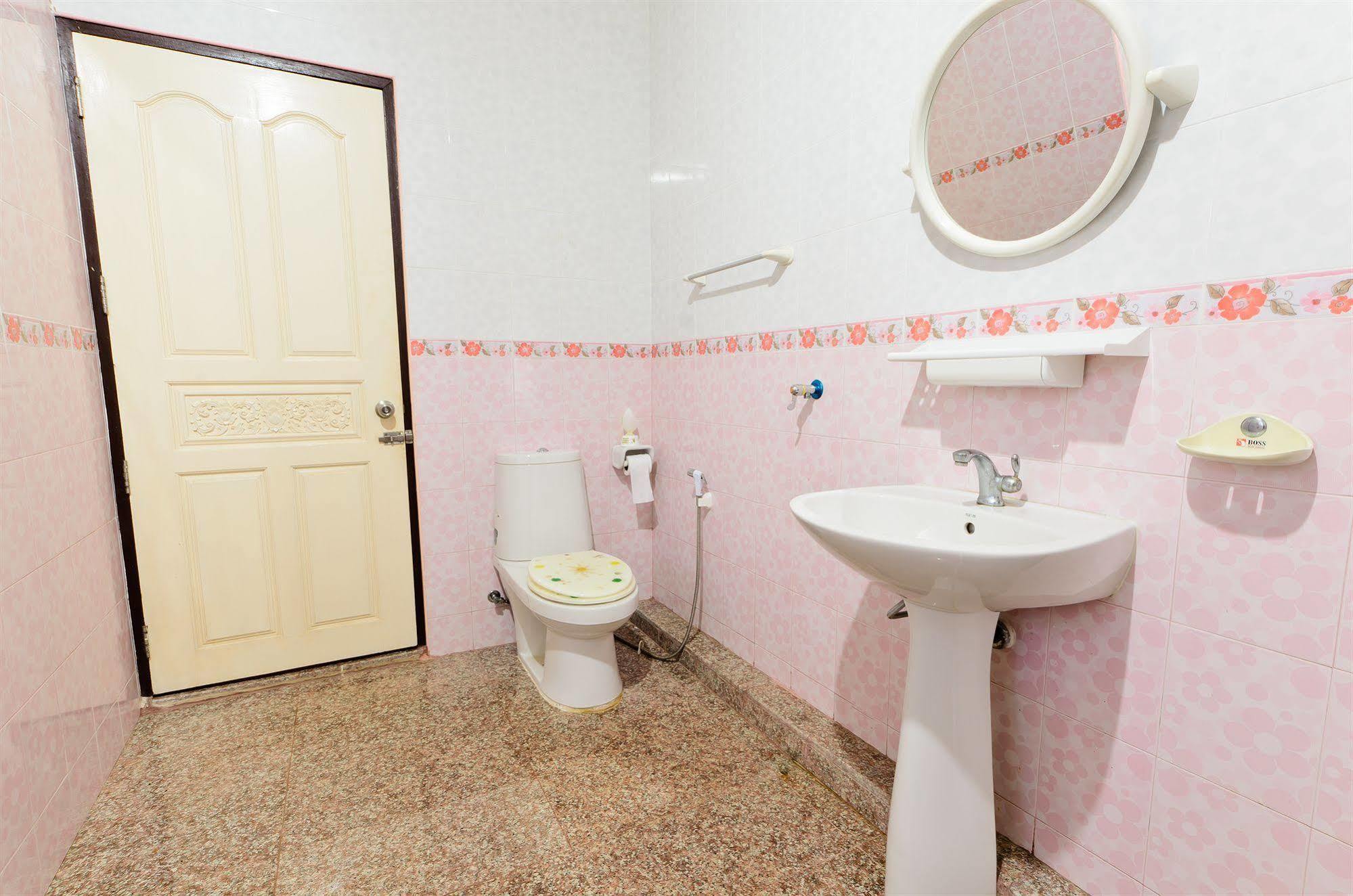 Sananwan Beach B&B Bang Saphan Noi Eksteriør bilde