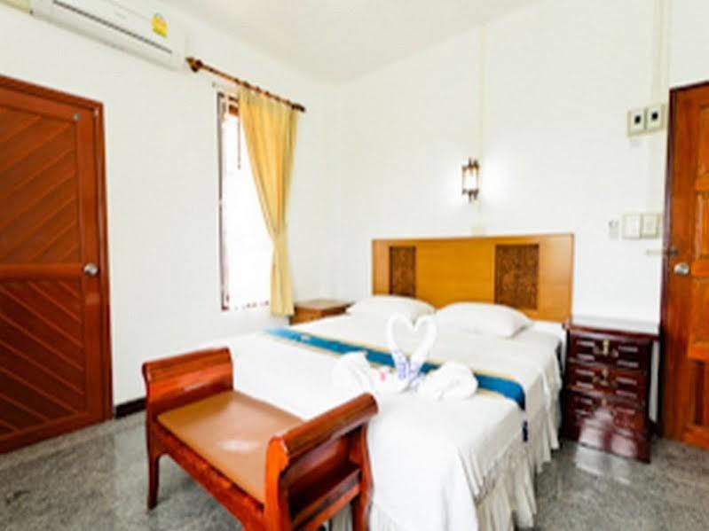 Sananwan Beach B&B Bang Saphan Noi Eksteriør bilde